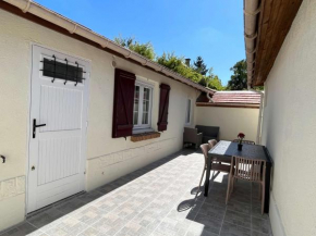 Nice 3 bedrooms house with terrace Antony near Paris